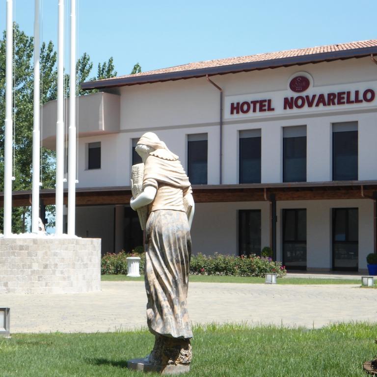 Hotel Novarello Granozzo con Monticello Exterior foto